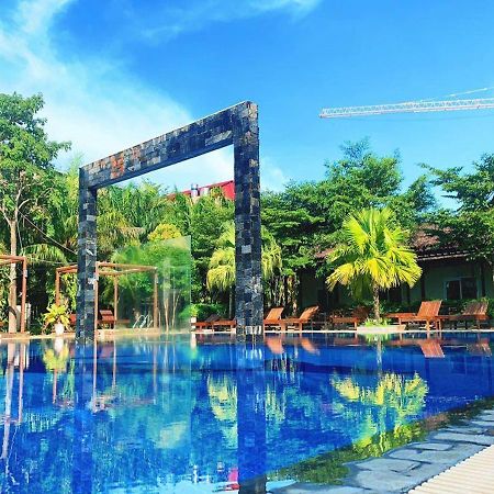 Twin Palms Resort Sihanoukville Exterior foto