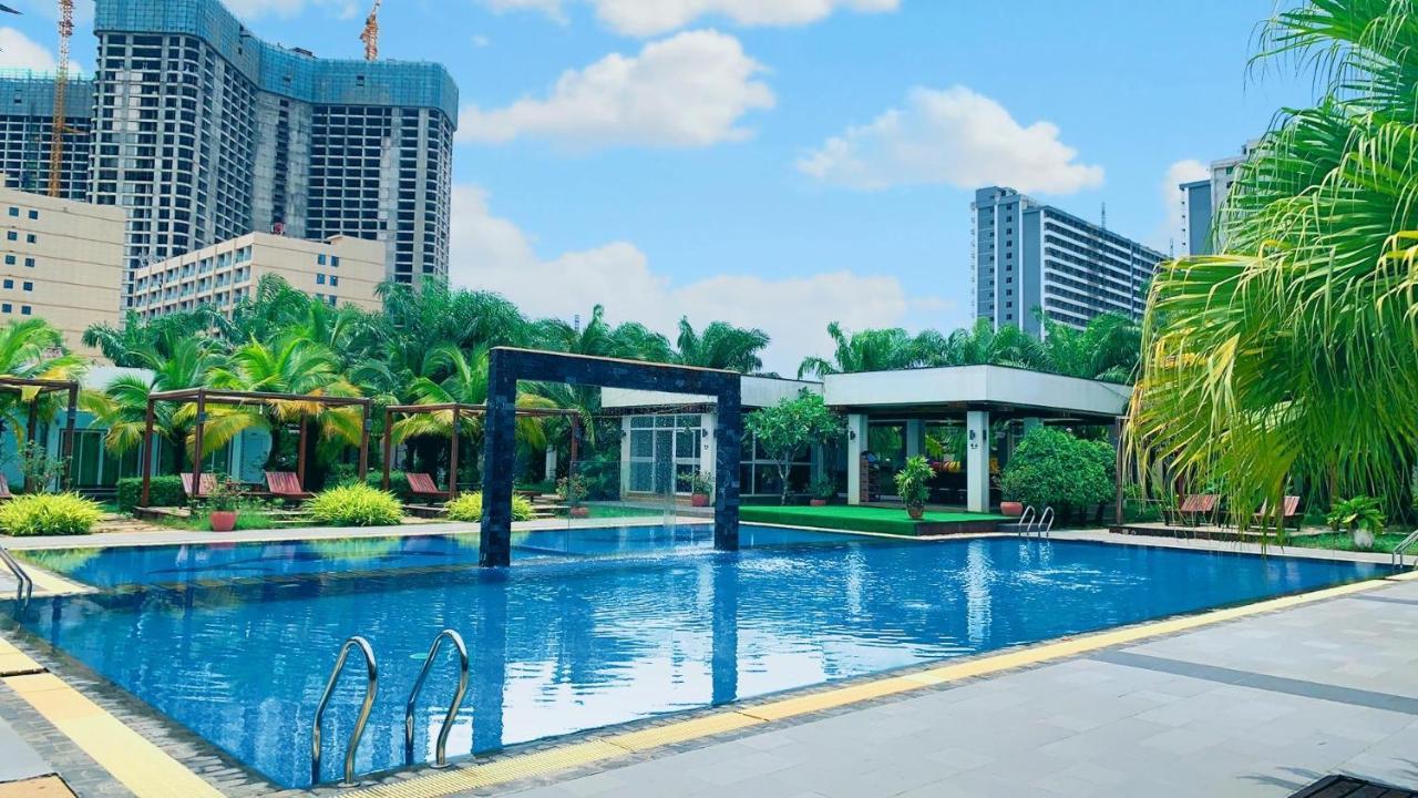Twin Palms Resort Sihanoukville Exterior foto