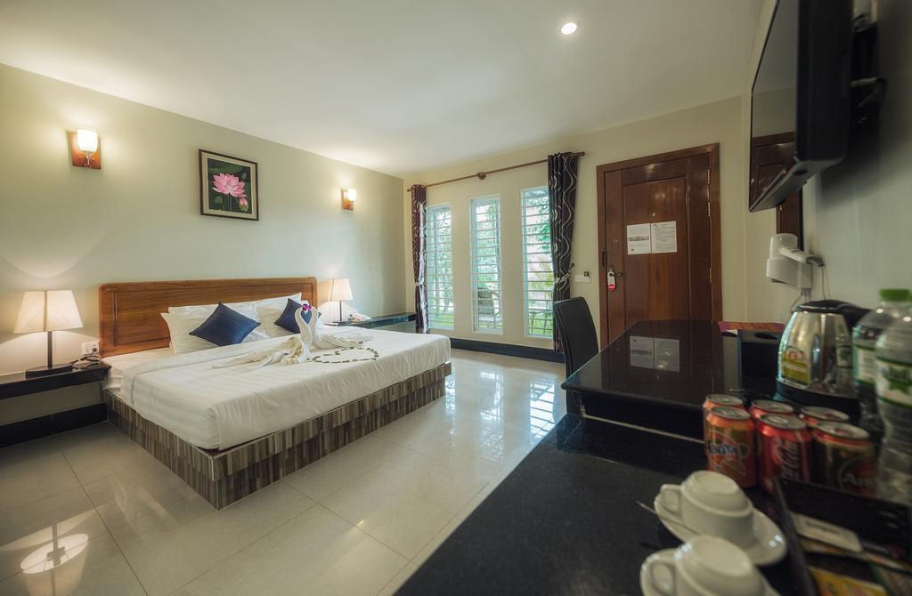 Twin Palms Resort Sihanoukville Exterior foto