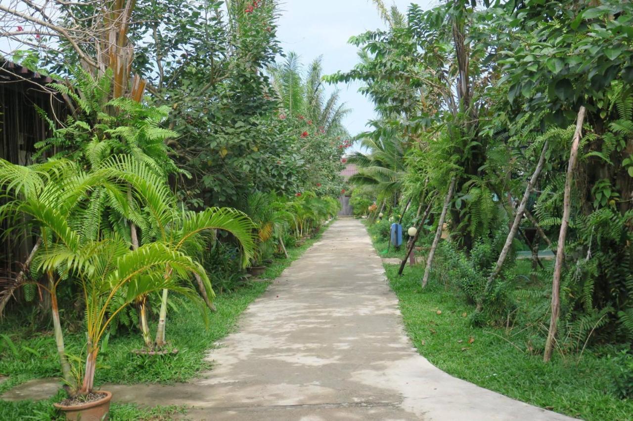 Twin Palms Resort Sihanoukville Exterior foto