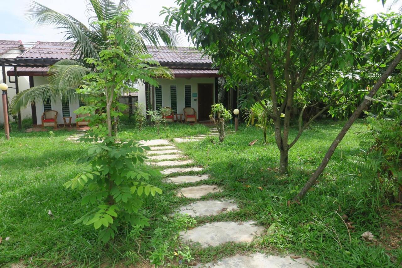 Twin Palms Resort Sihanoukville Exterior foto