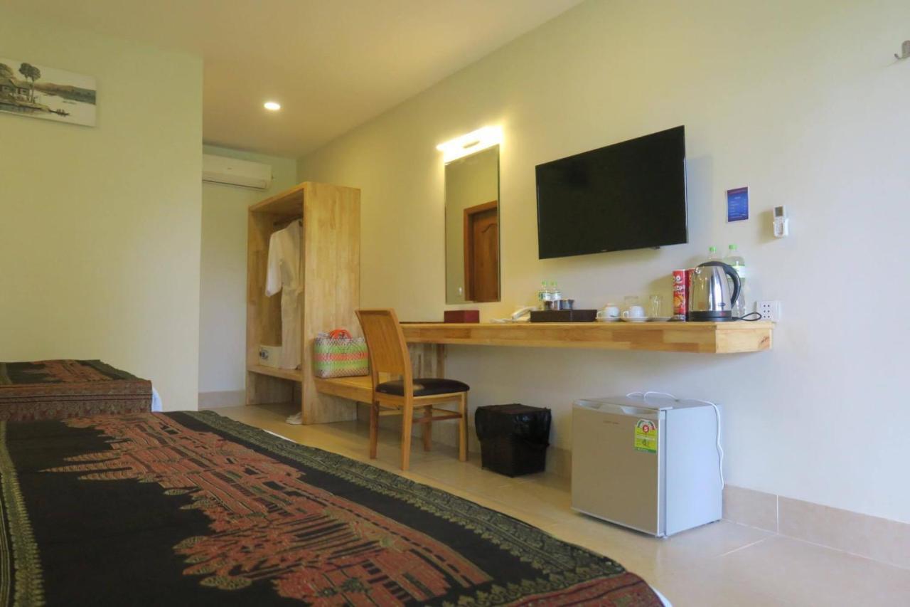 Twin Palms Resort Sihanoukville Exterior foto